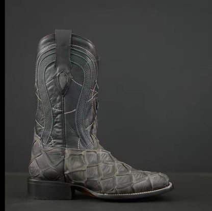 080 Men’s Western Square Toe Boot – Pirarucu Jumbo Print in Matte Gray