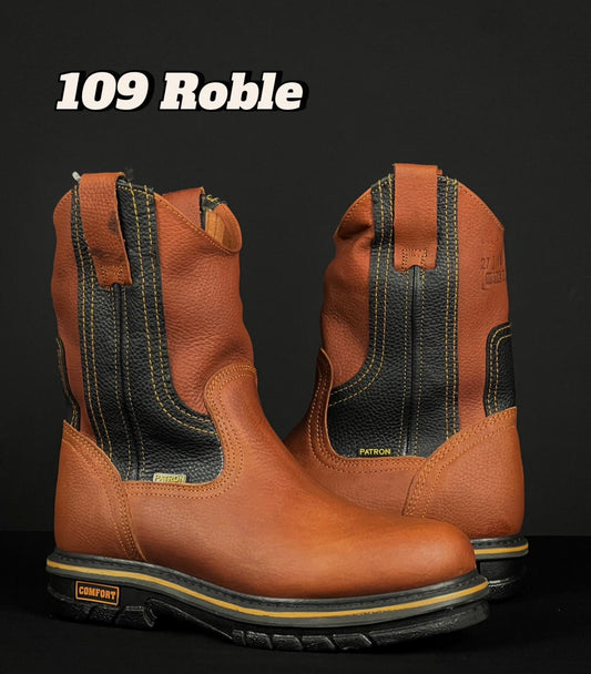 109 Roble Black Round Toe